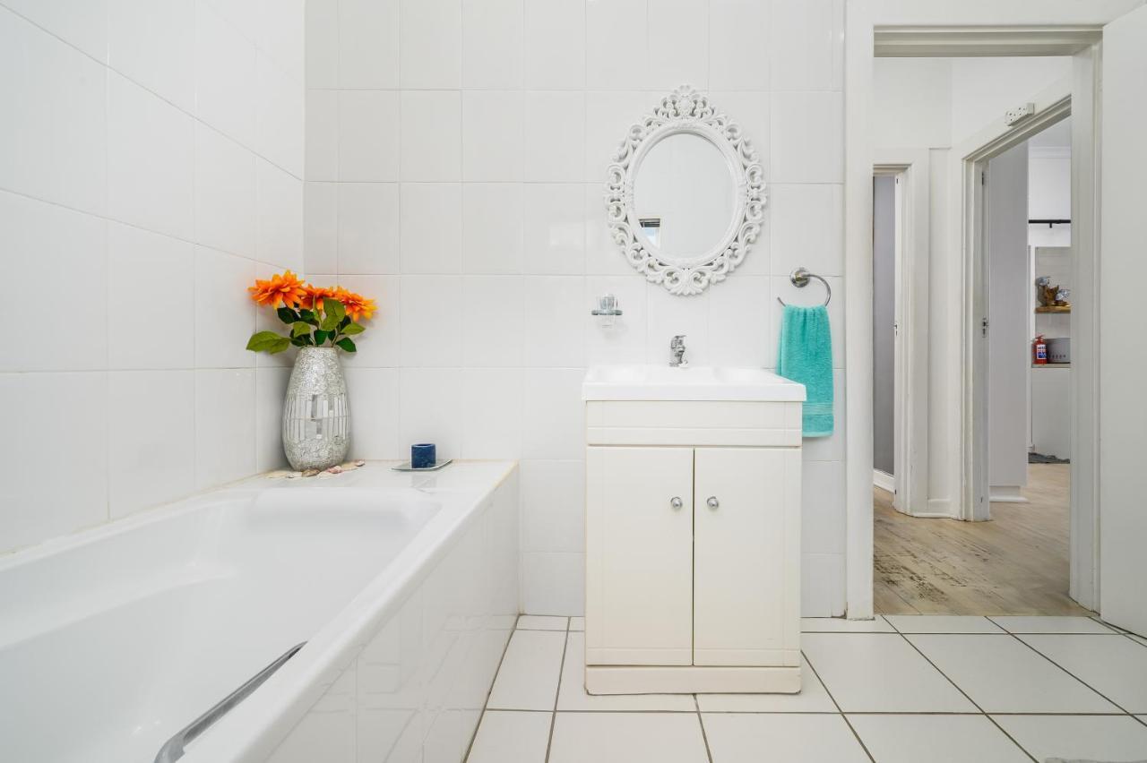 302 On Old Sea View Road Chelsea Appartement Port Elizabeth Buitenkant foto